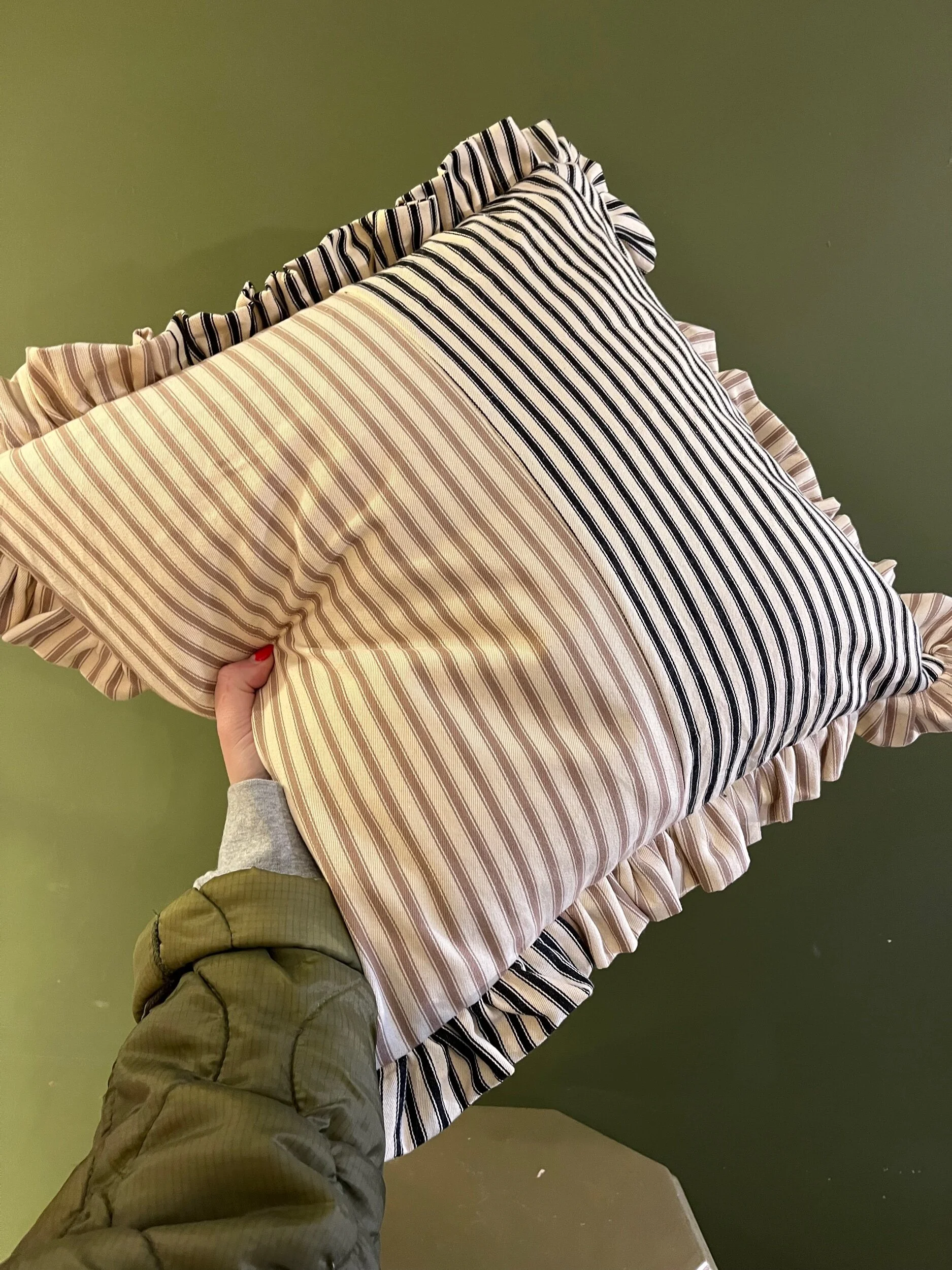 3DA7C2FB-B58D-4015-A3CE-1E76850C474F