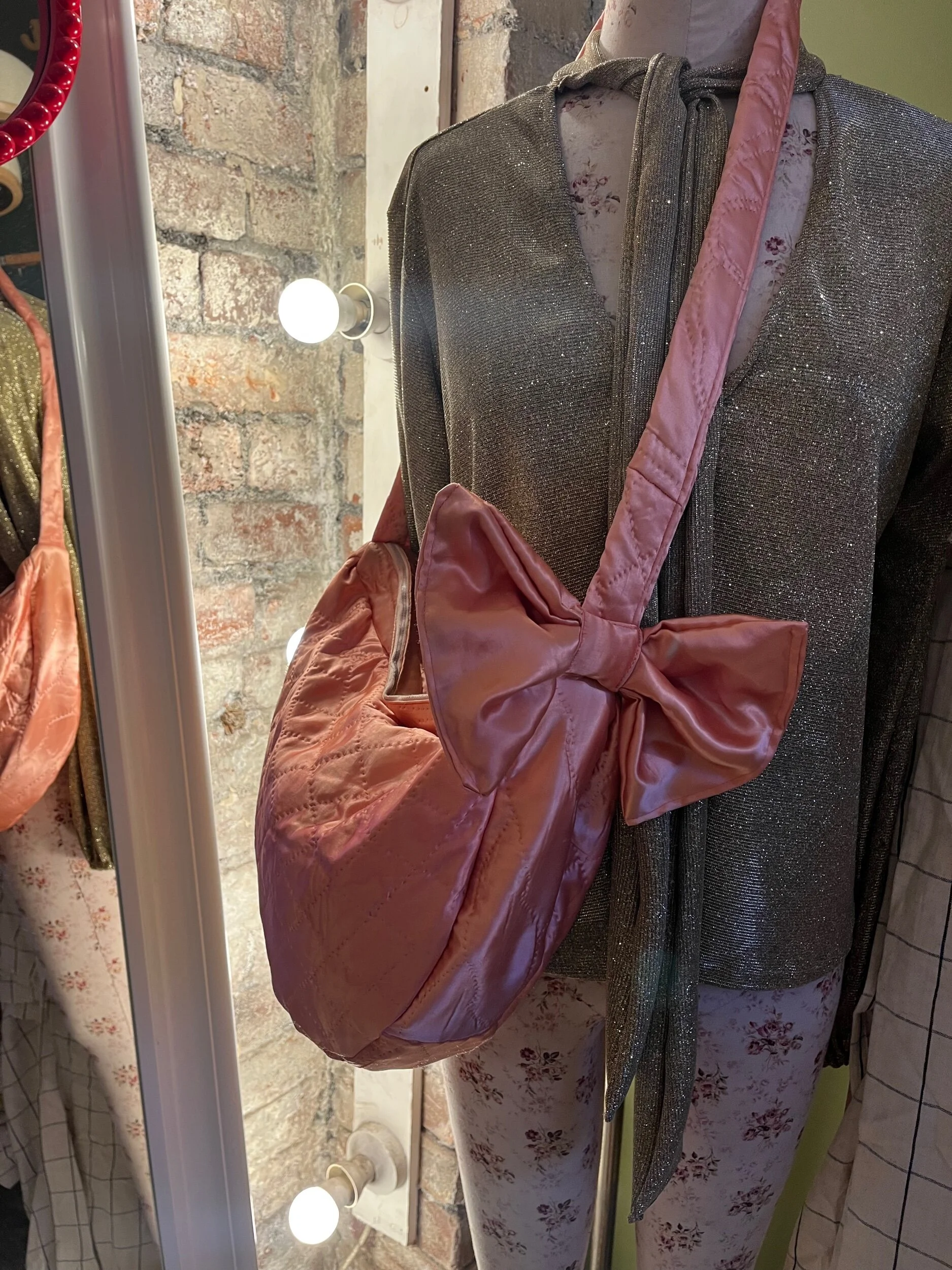 C1A27021-BBF0-43BB-B76F-5BEAAB71EFBD