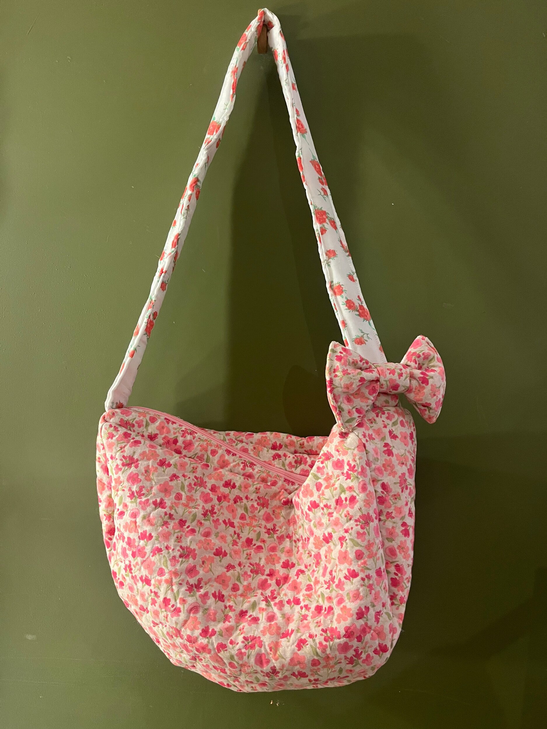 6961FC16-C1C0-4E6A-AE24-9308191514C9