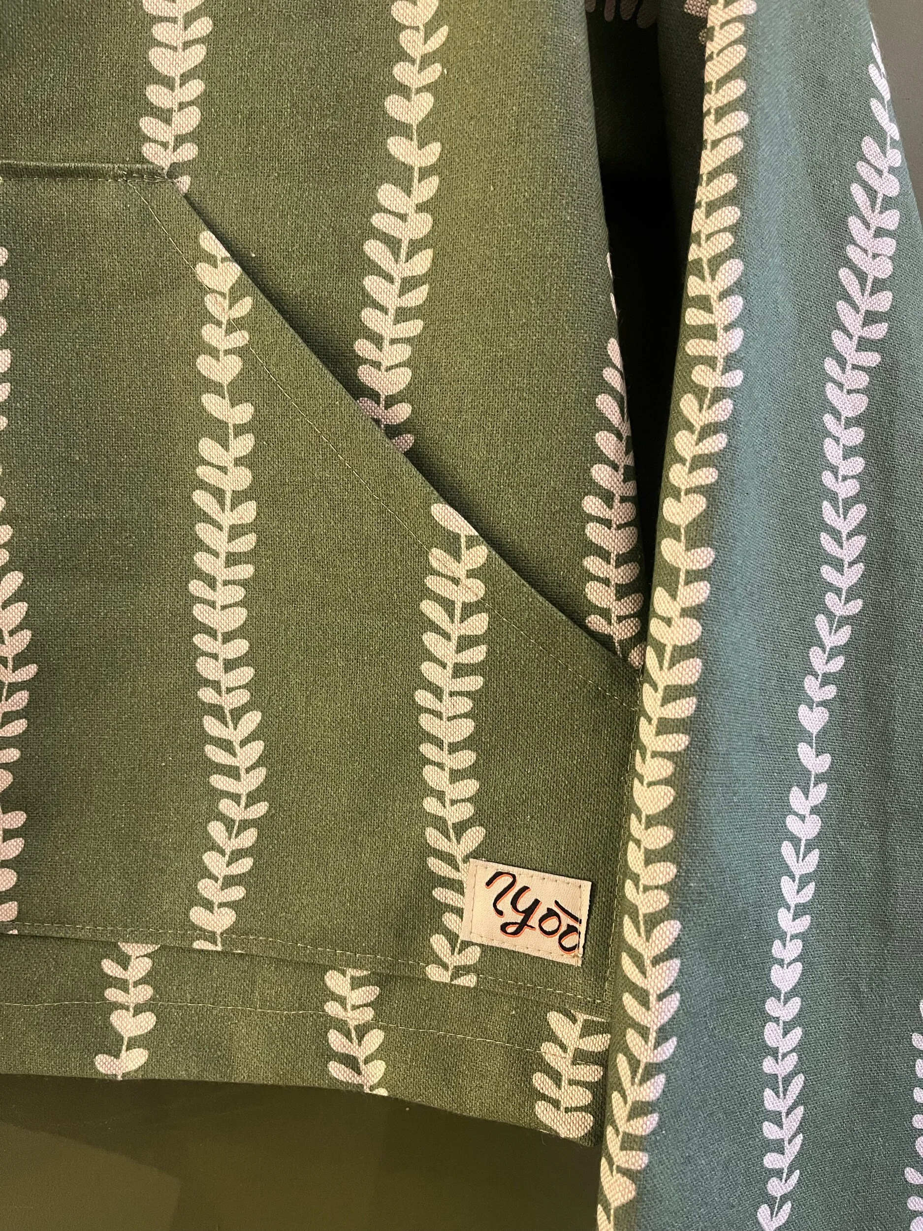 34992970-8984-46F5-9B77-BFAC5C6D61B6