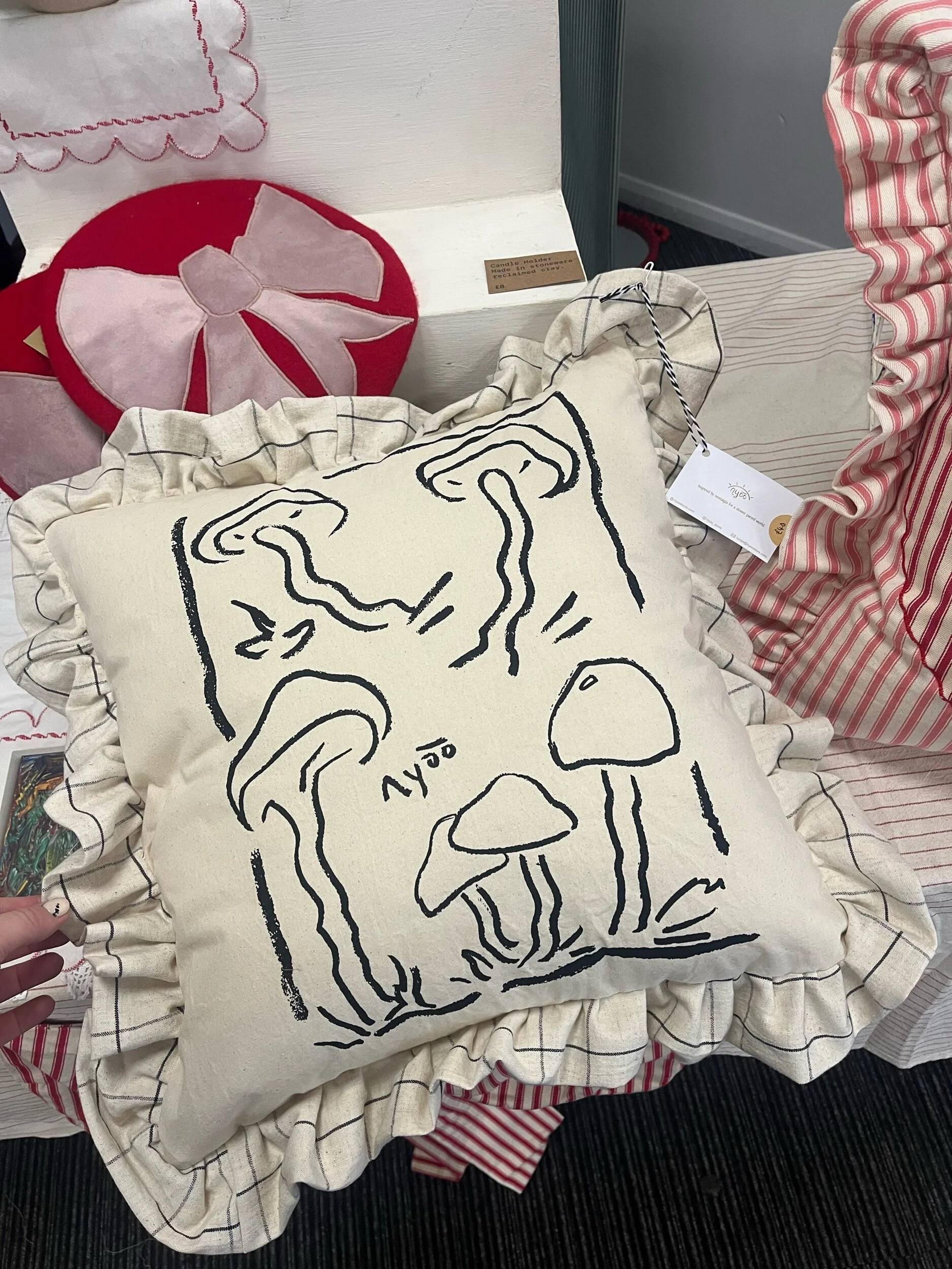 21856080-3BB3-4F1F-98D6-D2A961E99E13