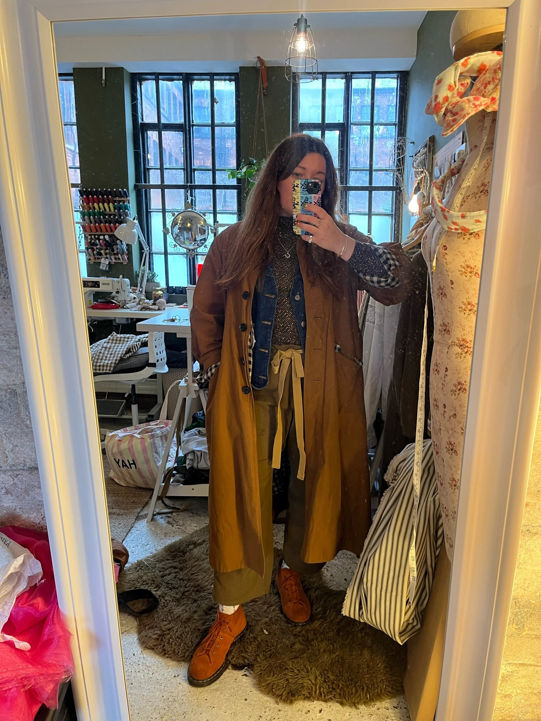 B9DCDC0C-43C2-4069-94E0-58120265B09E