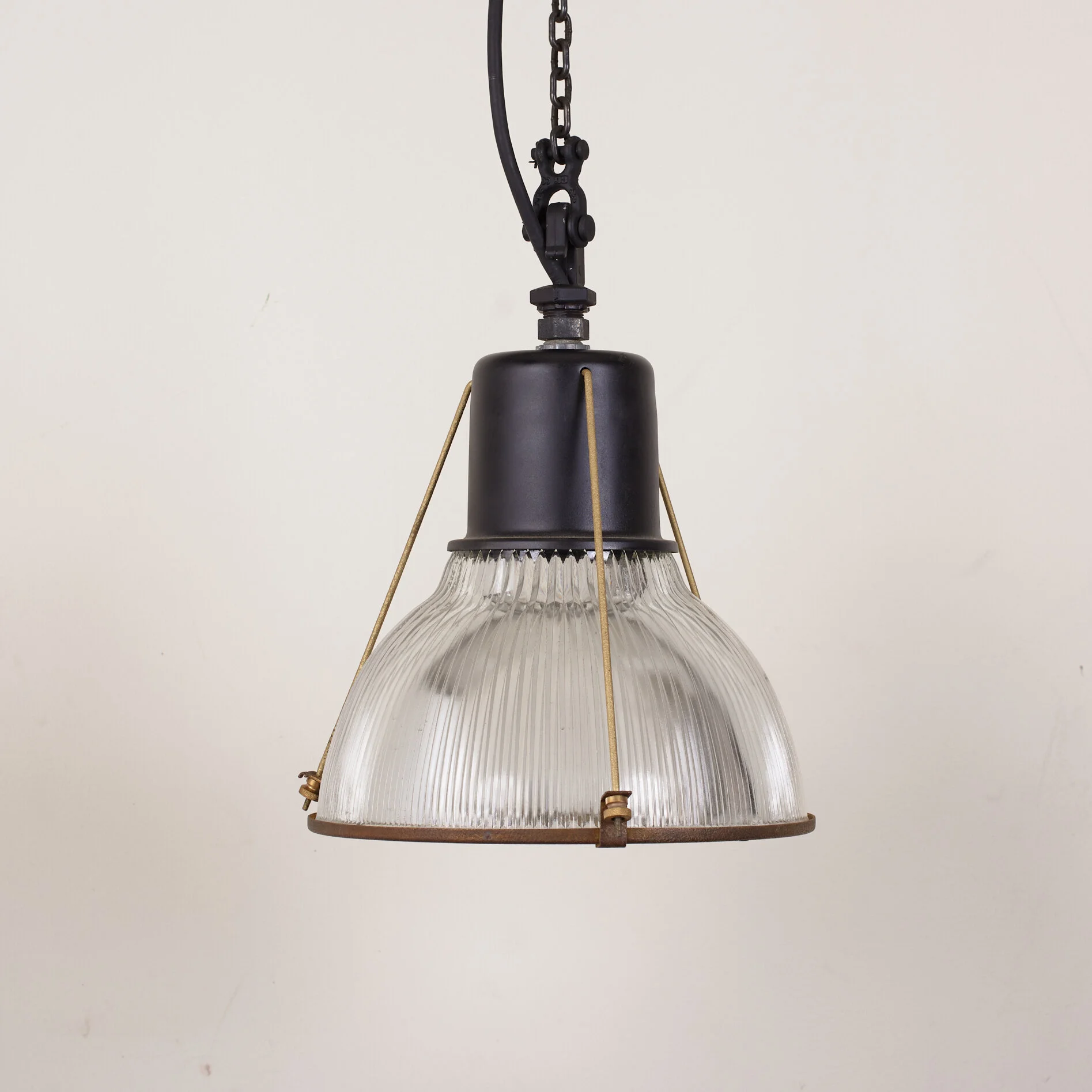 2E9DE3DD-59F0-4CA8-9F40-63221823AA49