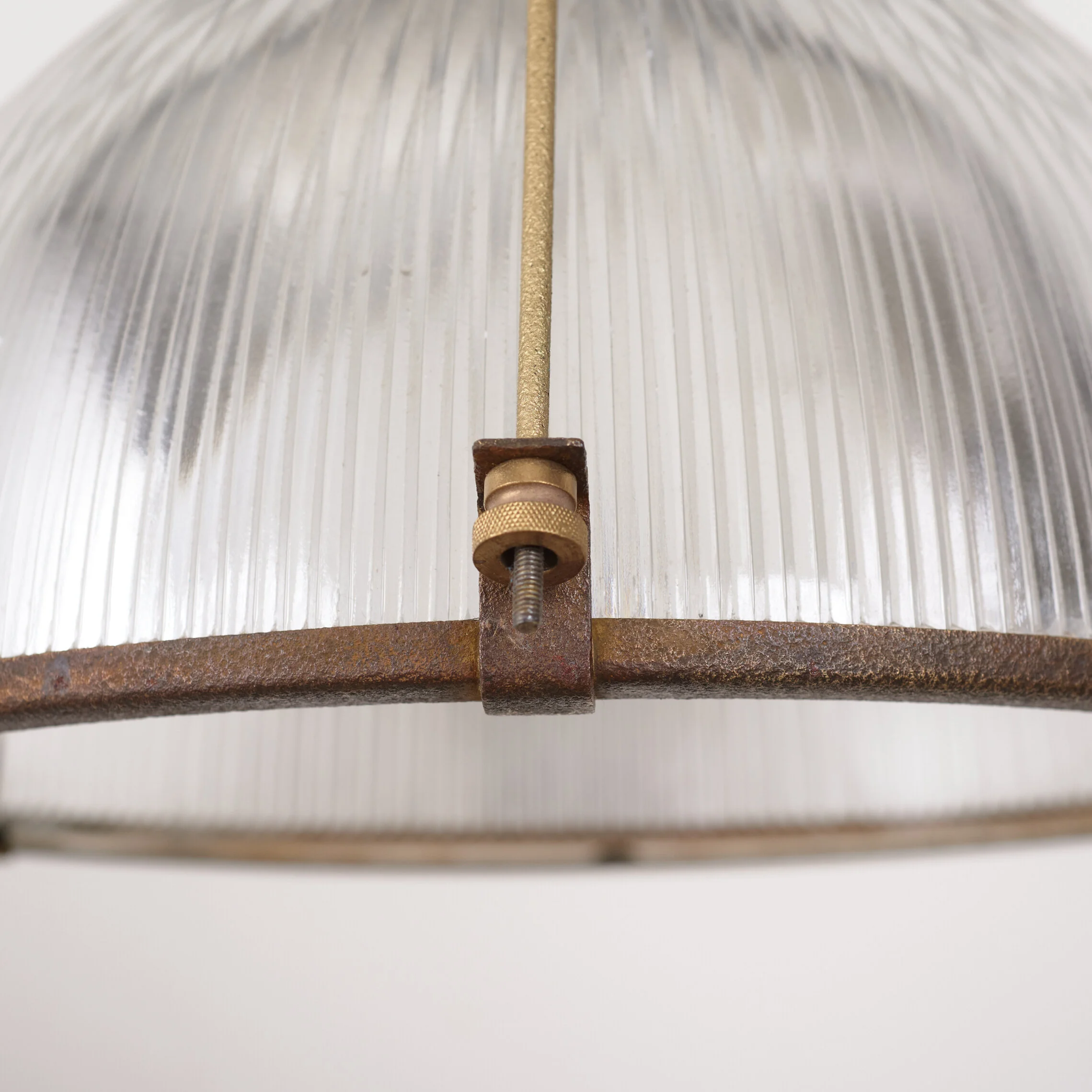 6BDF8E62-C7DB-4354-8DBF-68E466F579B5