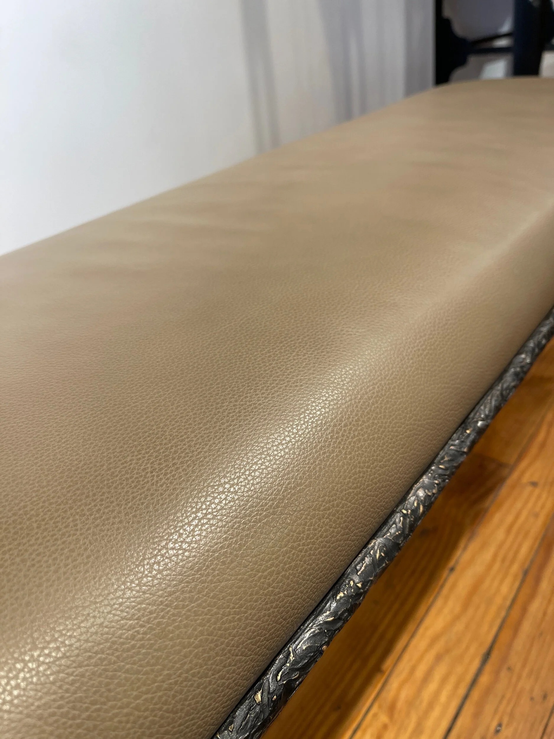 151044D8-7AEF-47B7-A048-79BE246A17DA