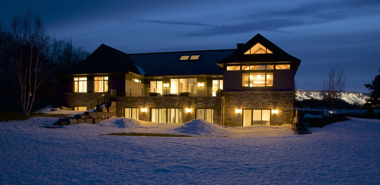 Blue Mountains Modern Chalet — 5