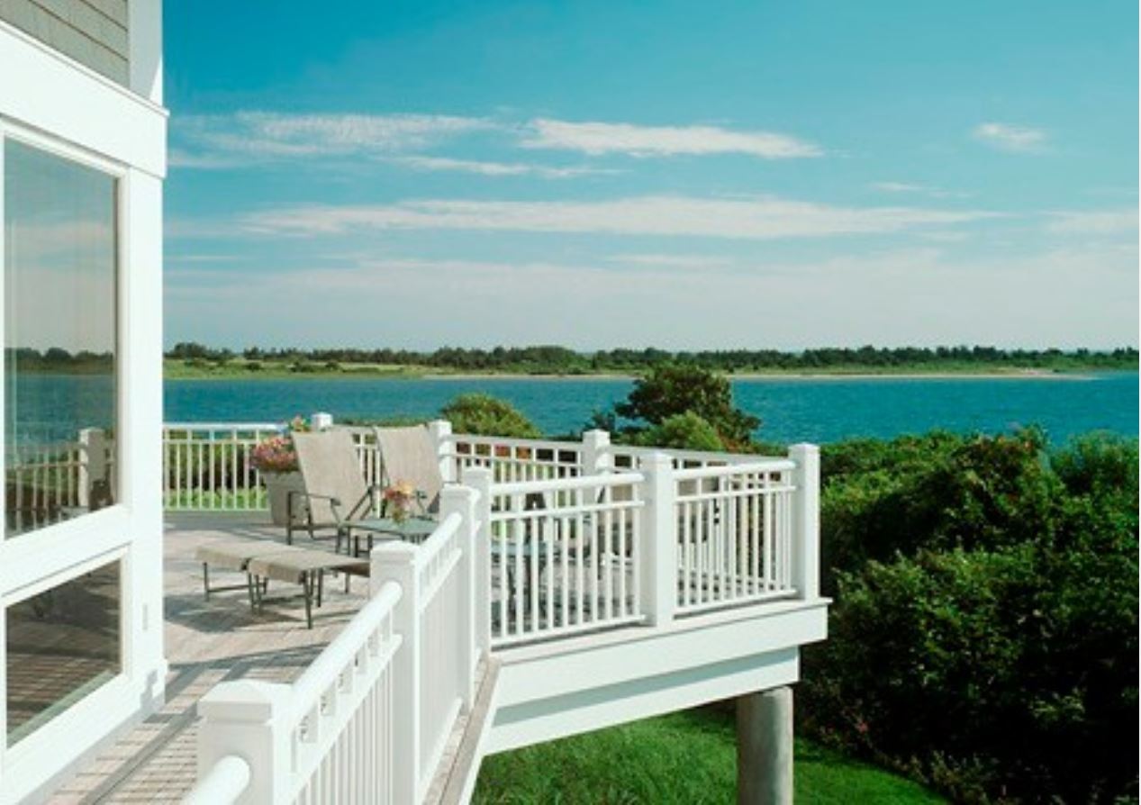 waterfront home deck 
