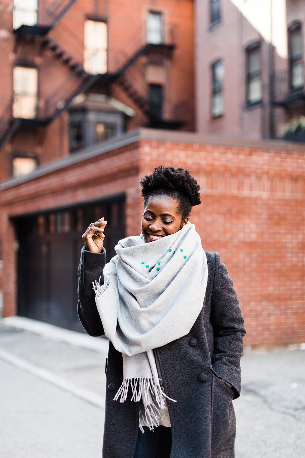 doveanddonkey-styledscarf-jadinegreenaway-heybabywhatsyoursign-alicampbellphotography-158_websize.jpg