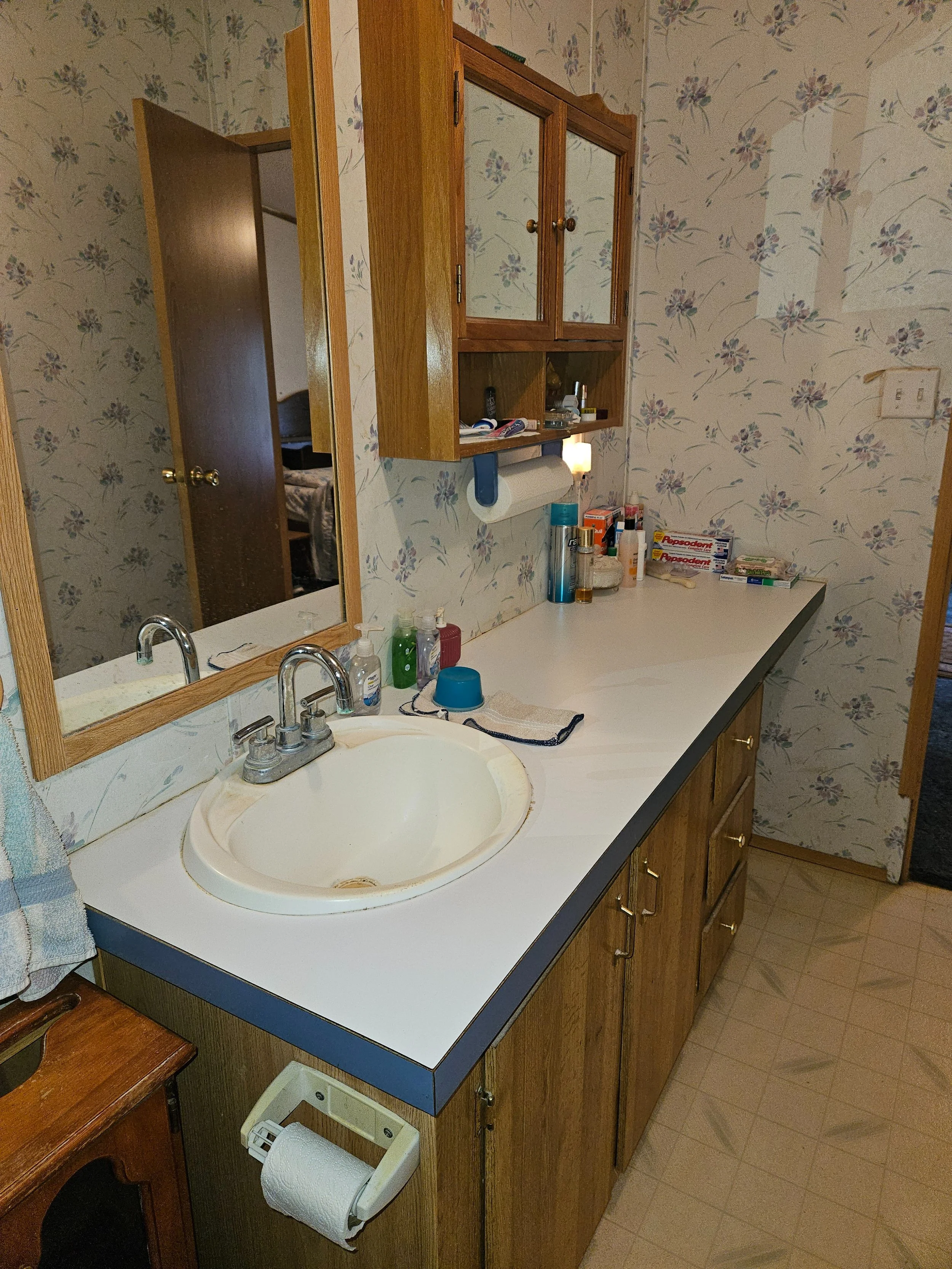 Master Bathroom1 - Mom.jpg