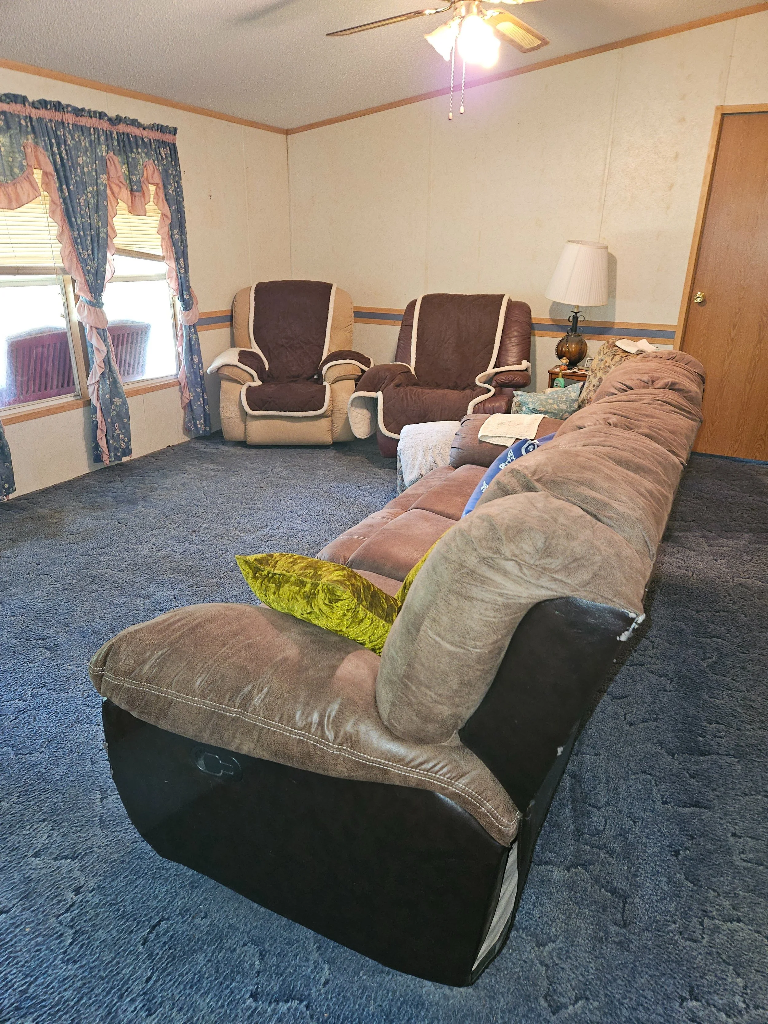 Livingroom2 - Mom.jpg