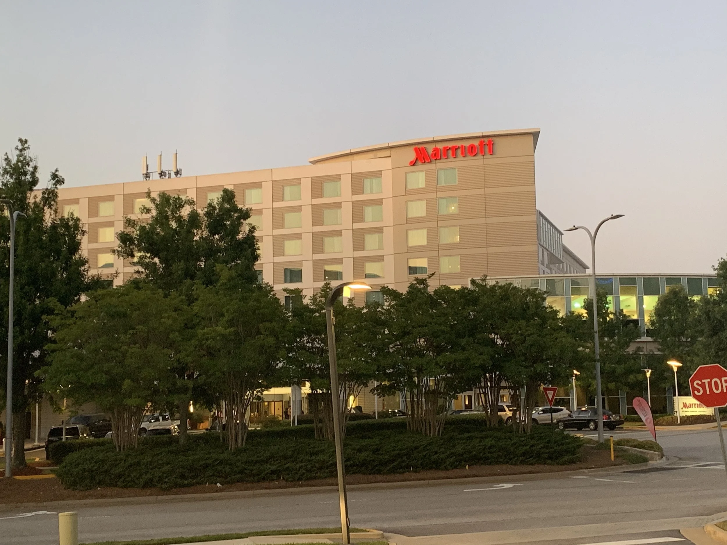 Lovely evening with Mary Beth and Chip Sellars!