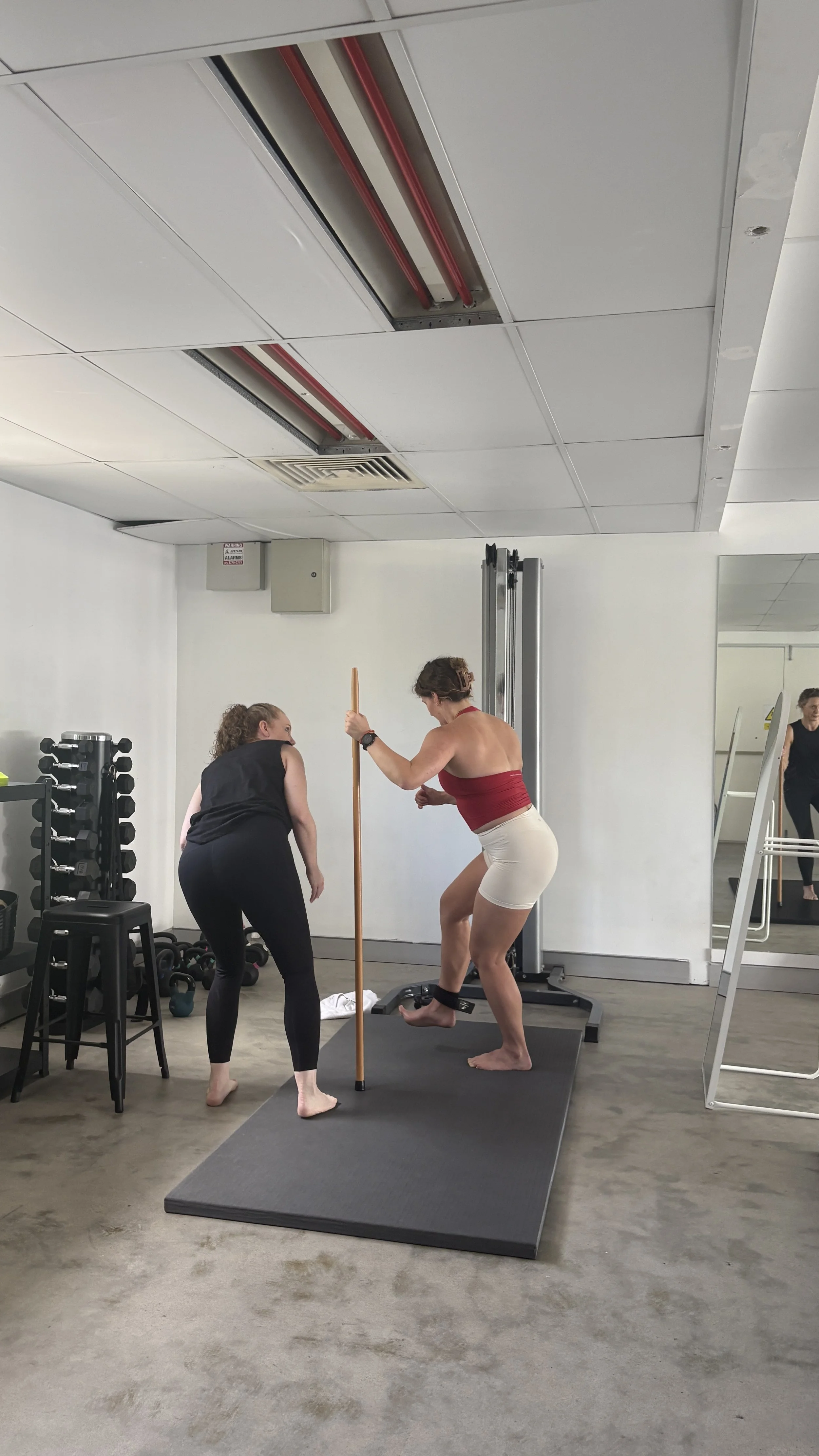 Low Impact Strength Training for Women: Build Strength Without Beating Up Your Body</span>