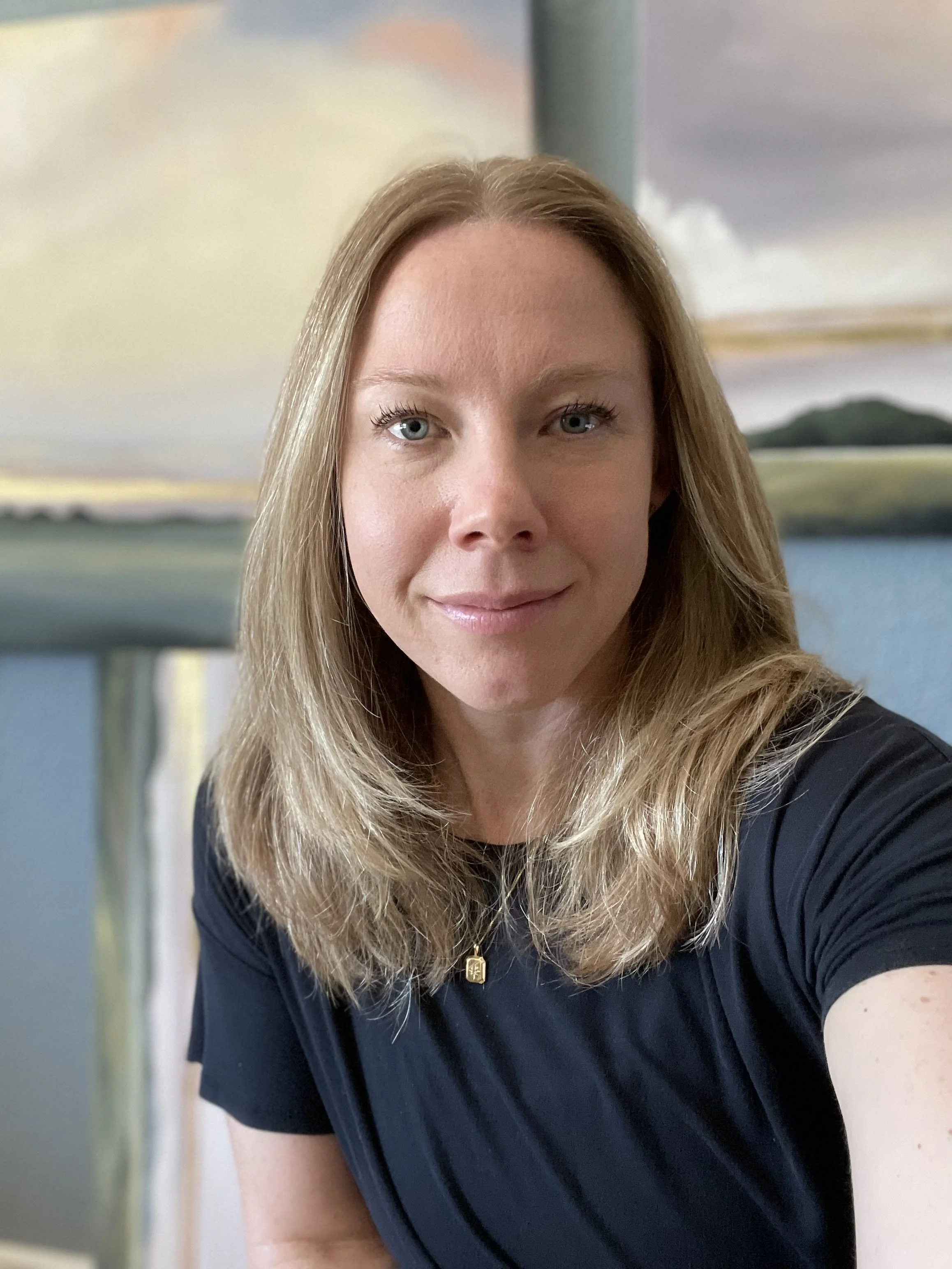 Copyright Juliana Kroese 2024; landscape artist; gold leaf painting; oil painting; muted colors