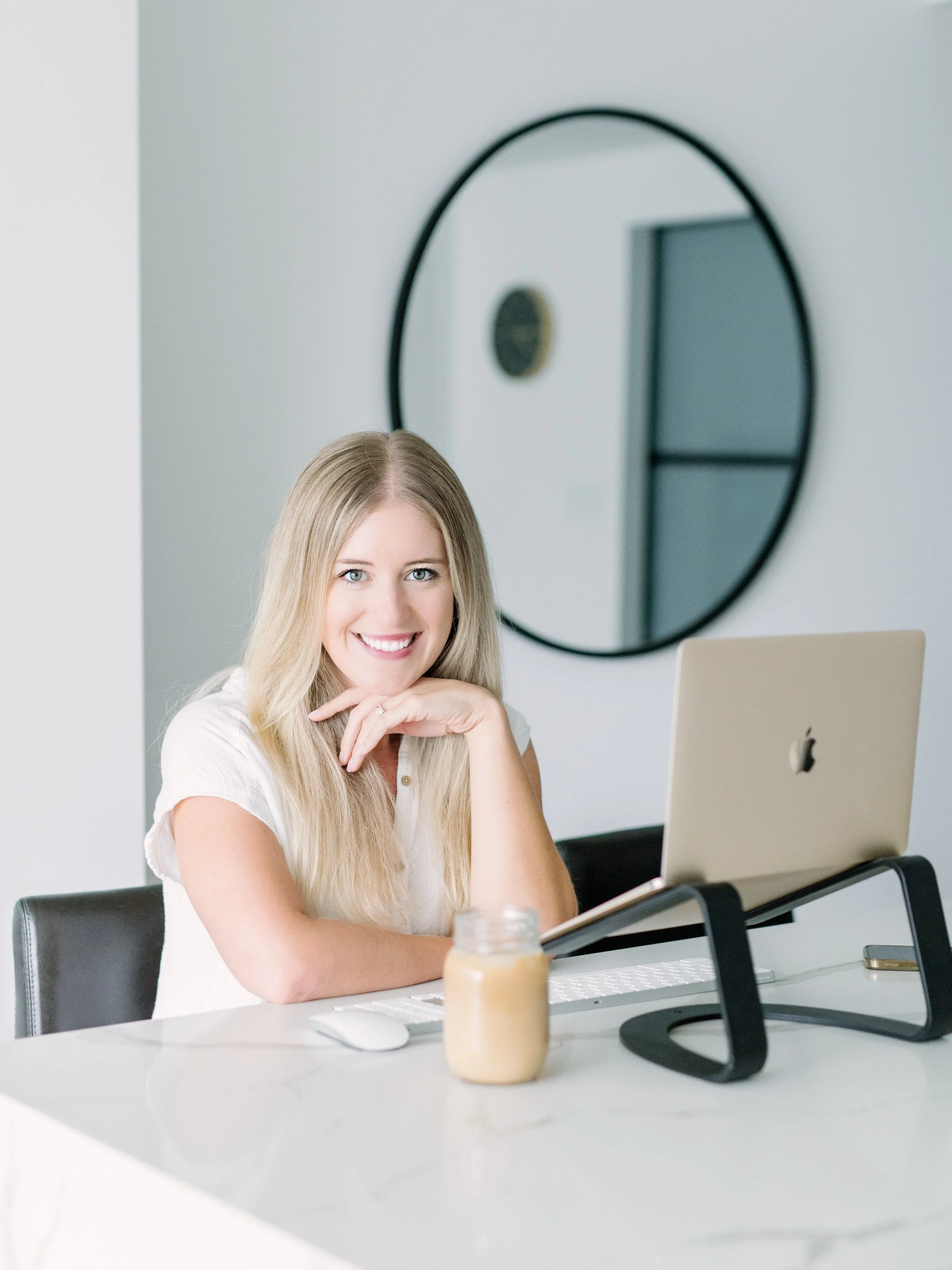 Everything You Need to Know About Client Gifting