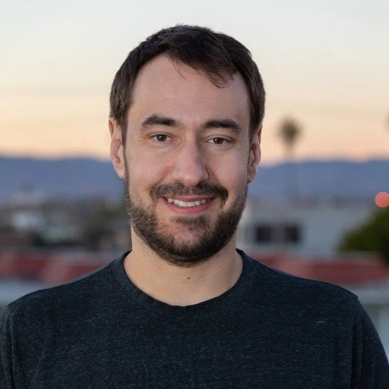 Outbound Sales Tips That Don’t Feel Cringe with Dan Englander from Sales Schema