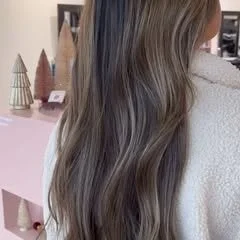 Christmas Salon Specials 2025: Spoleti Salon Holiday Deals in Austin