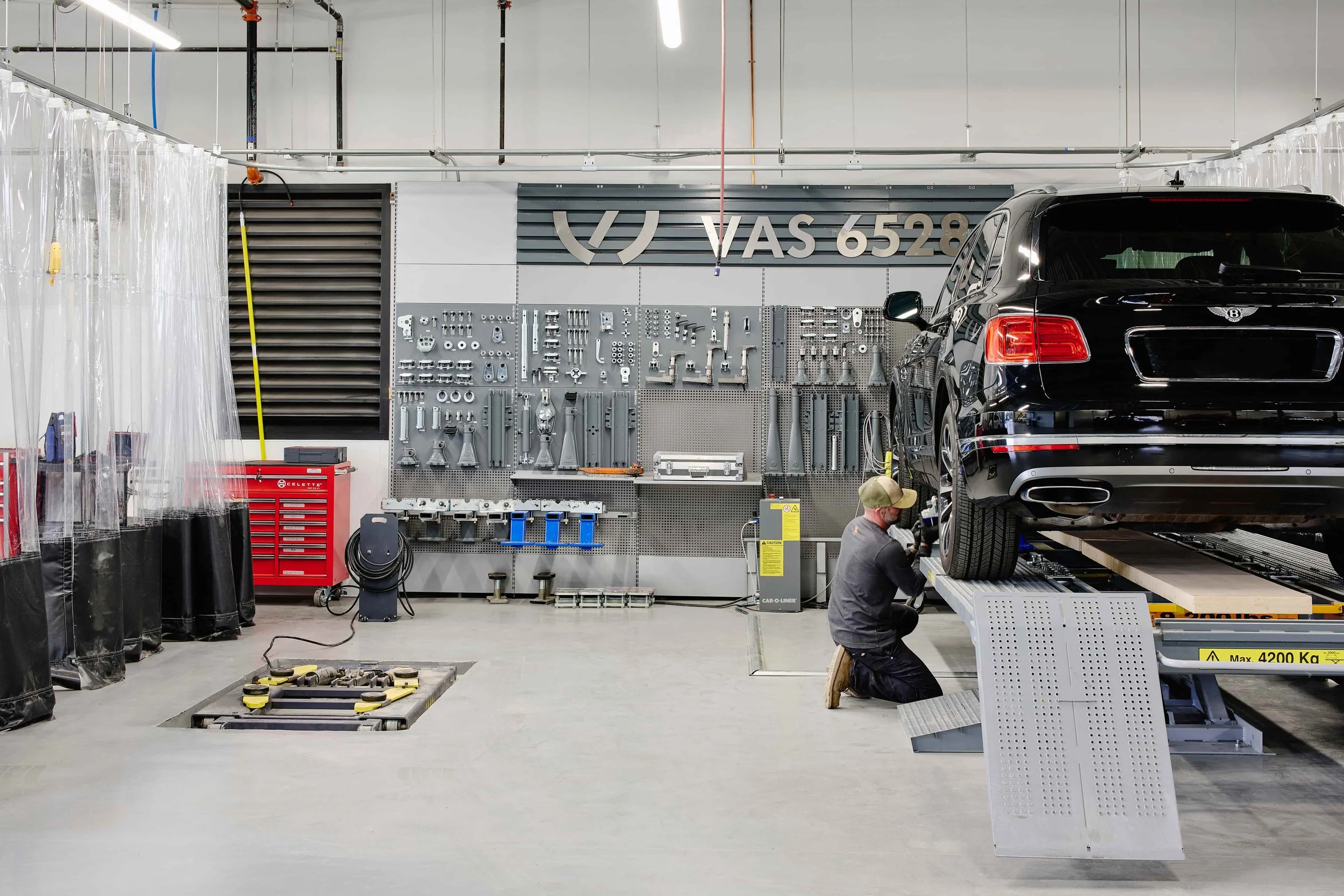 ServicePage_ExpertTechnicians_Bodywork.jpg