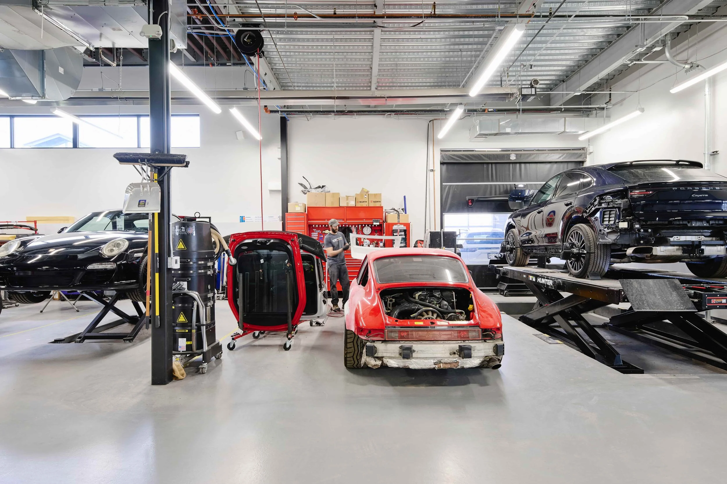 ServicePage_ExpertTechnicians_CollisionRepair.jpg