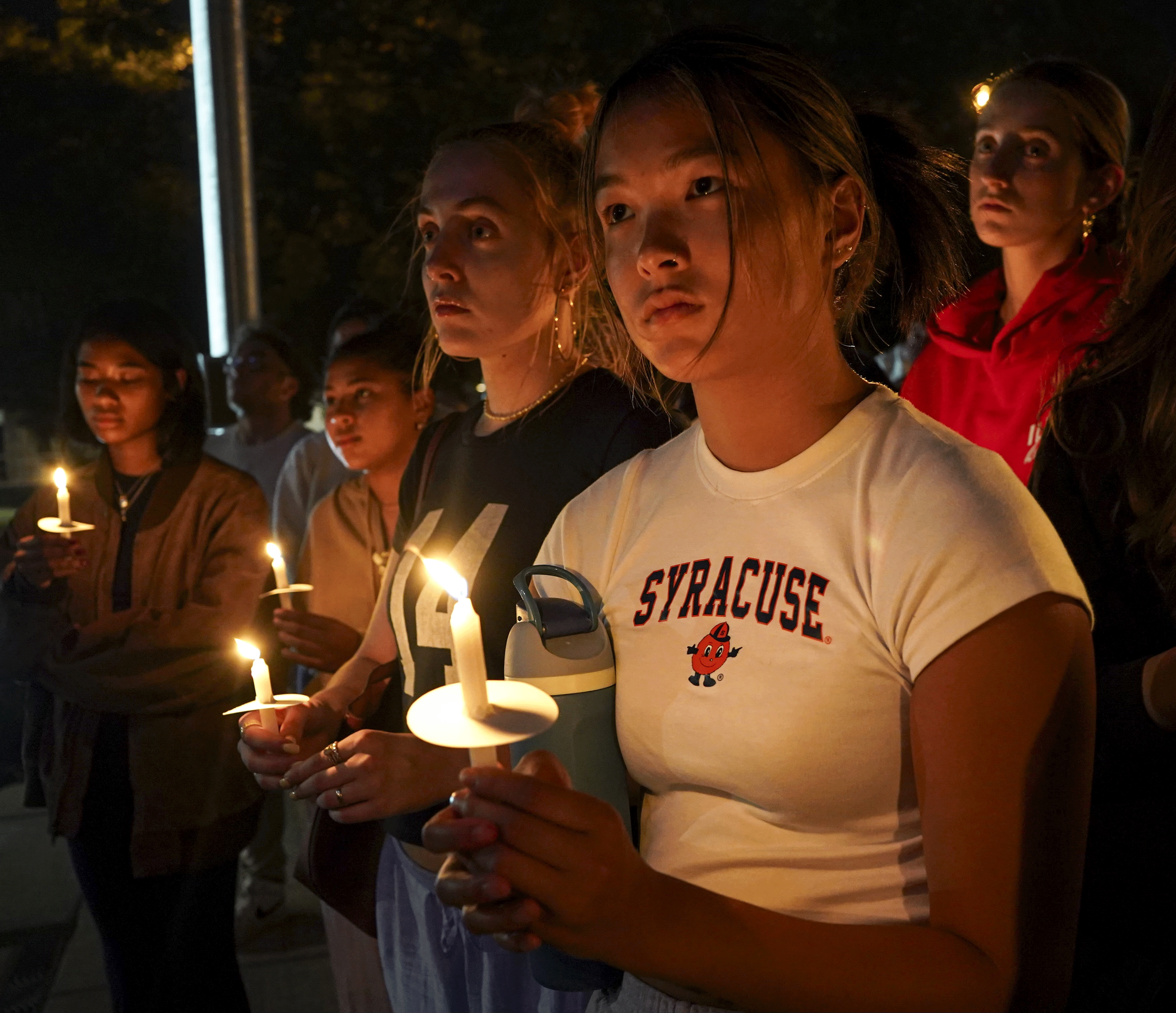 US NL December 2024 - 4,200 pledges signed at Syracuse in touching tribute to Hunter Watson and Vinny Maugeri
