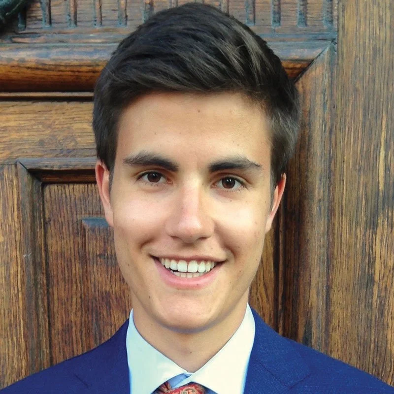 Yannick Della Shavia - 
Georgetown University