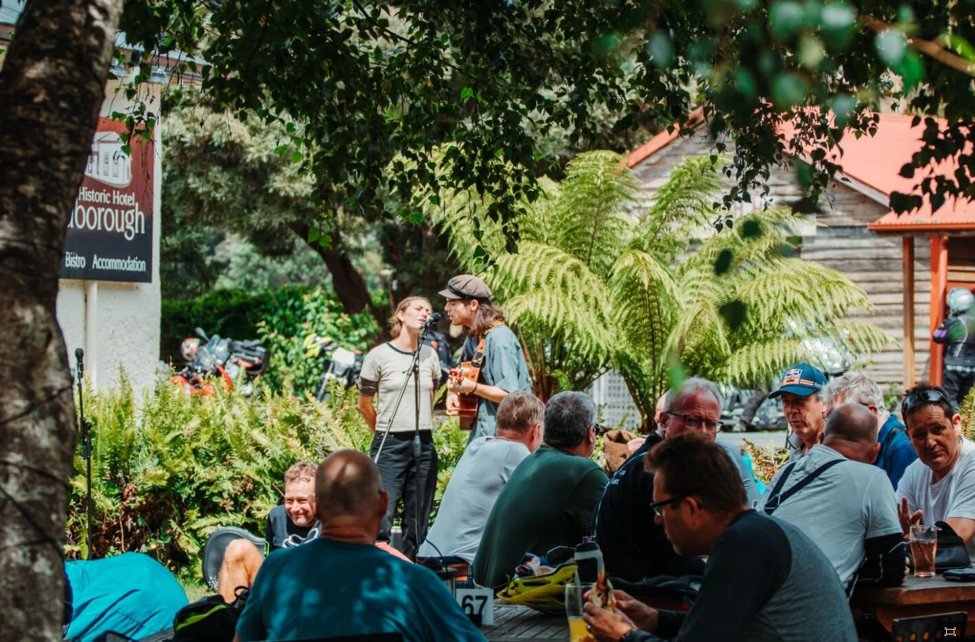 Blue Tier descent with a pub lunch