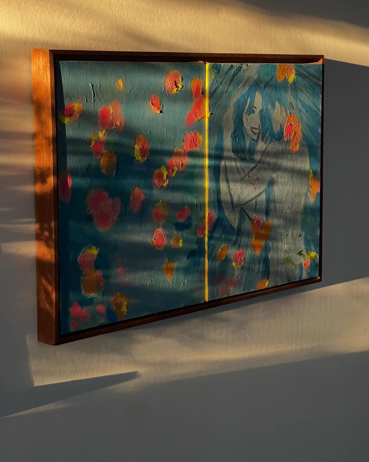I just walked in on some stunning light in the studio. The pictures don’t quite do it justice.
