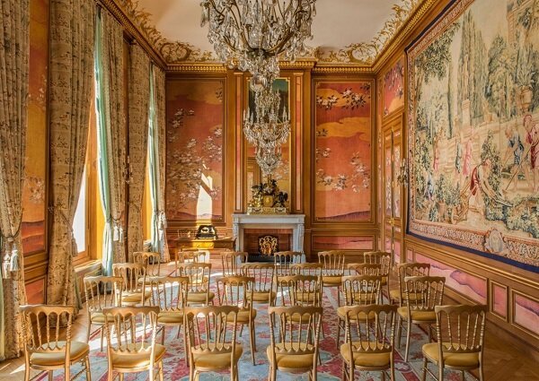 Comment Atelier de la Boiserie fonctionne au service de la décoration haut de gamme et de la restauration du patrimoine.