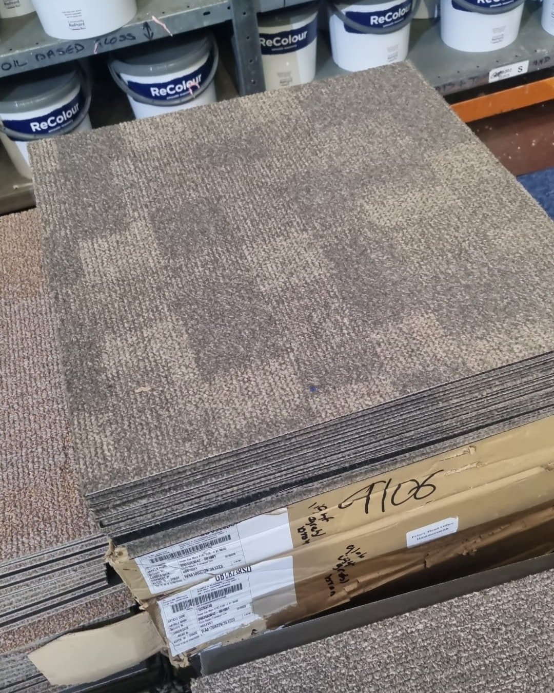 Carpet tiles in stock!

&pound;2 each, lots available!