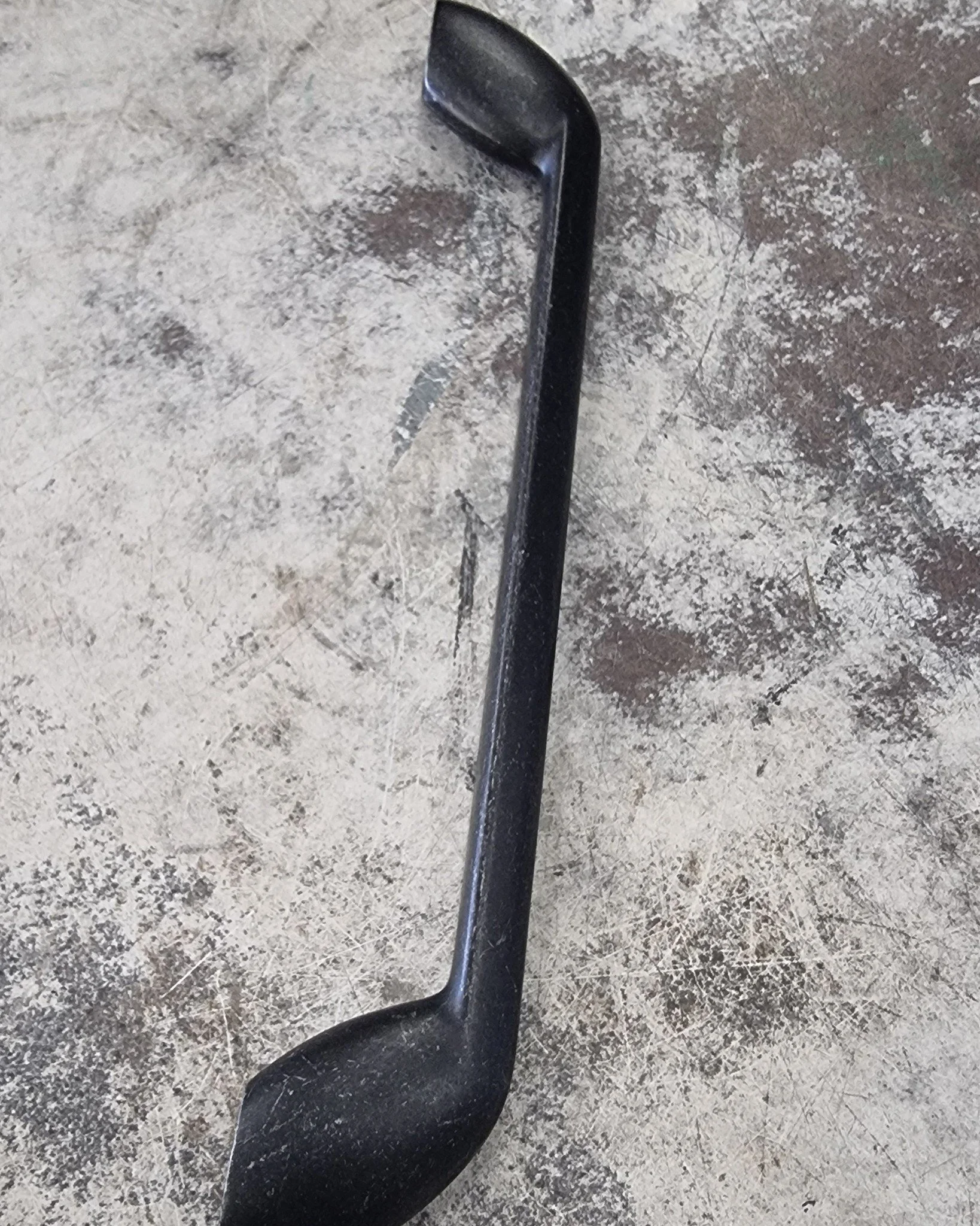 Black handles now in stock...&pound;2