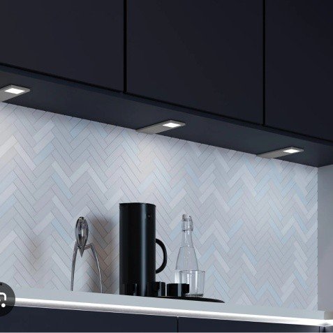 Save big on this set of 3 cabinet lights

Was over &pound;75, our price just &pound;30