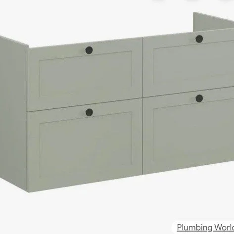 Beautiful double vanity unit Just &pound;200

This was &pound;1400 with the basin (which is available online for &pound;230)