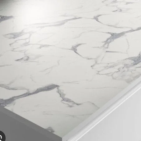 We have a few worktops in stock!

Call in and save 50% or more!