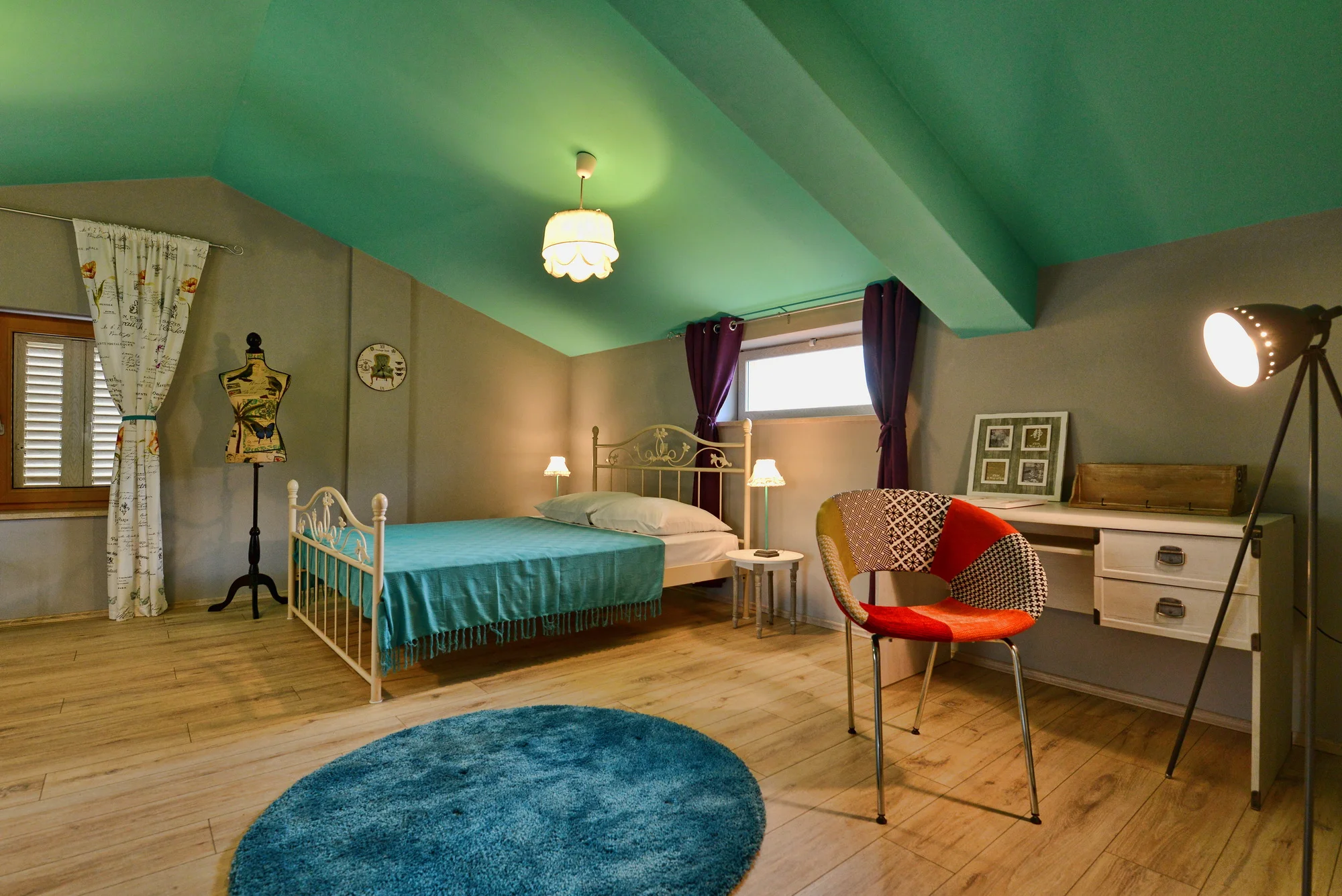  the Travel room…  filled with authentic vintage travel posters (hidden on the photo) it will surprise you upon arrival 