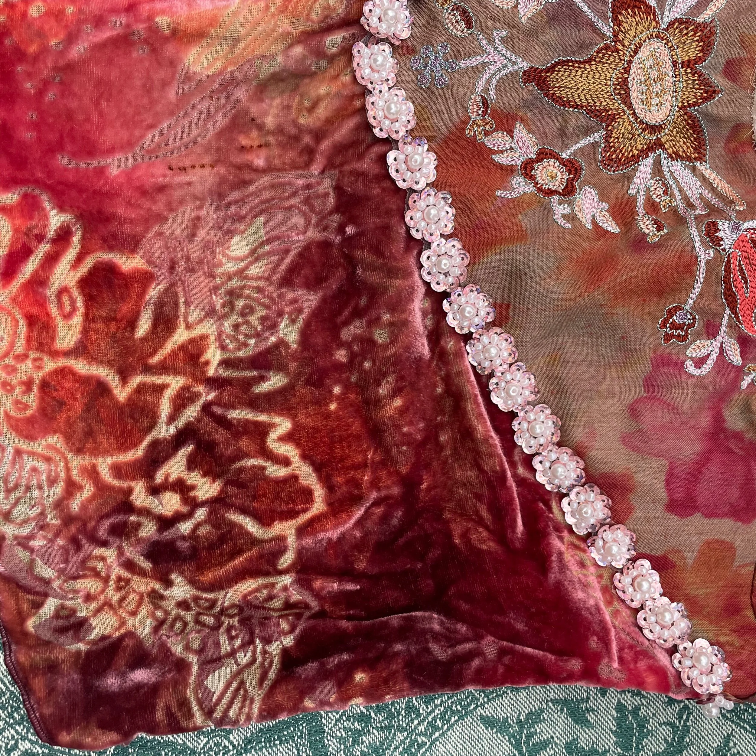 B915F02C-5F5F-4204-AD9D-282F3B264E29