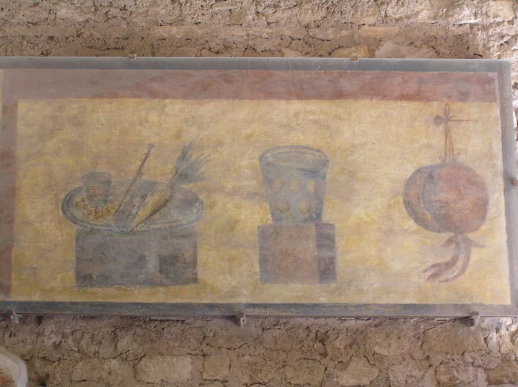 Fig. 2.26: Wall painting of food produce at a thermopolium (hot food bar), Ostia Antica, Italy. 1st century CE.