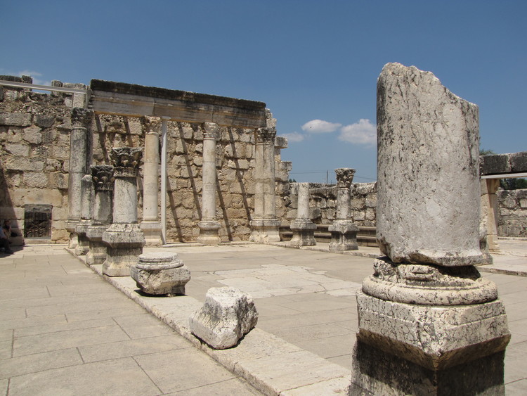 Fig. 4.29: Remains of the synagogue at Capernaum built in the 4th century CE.