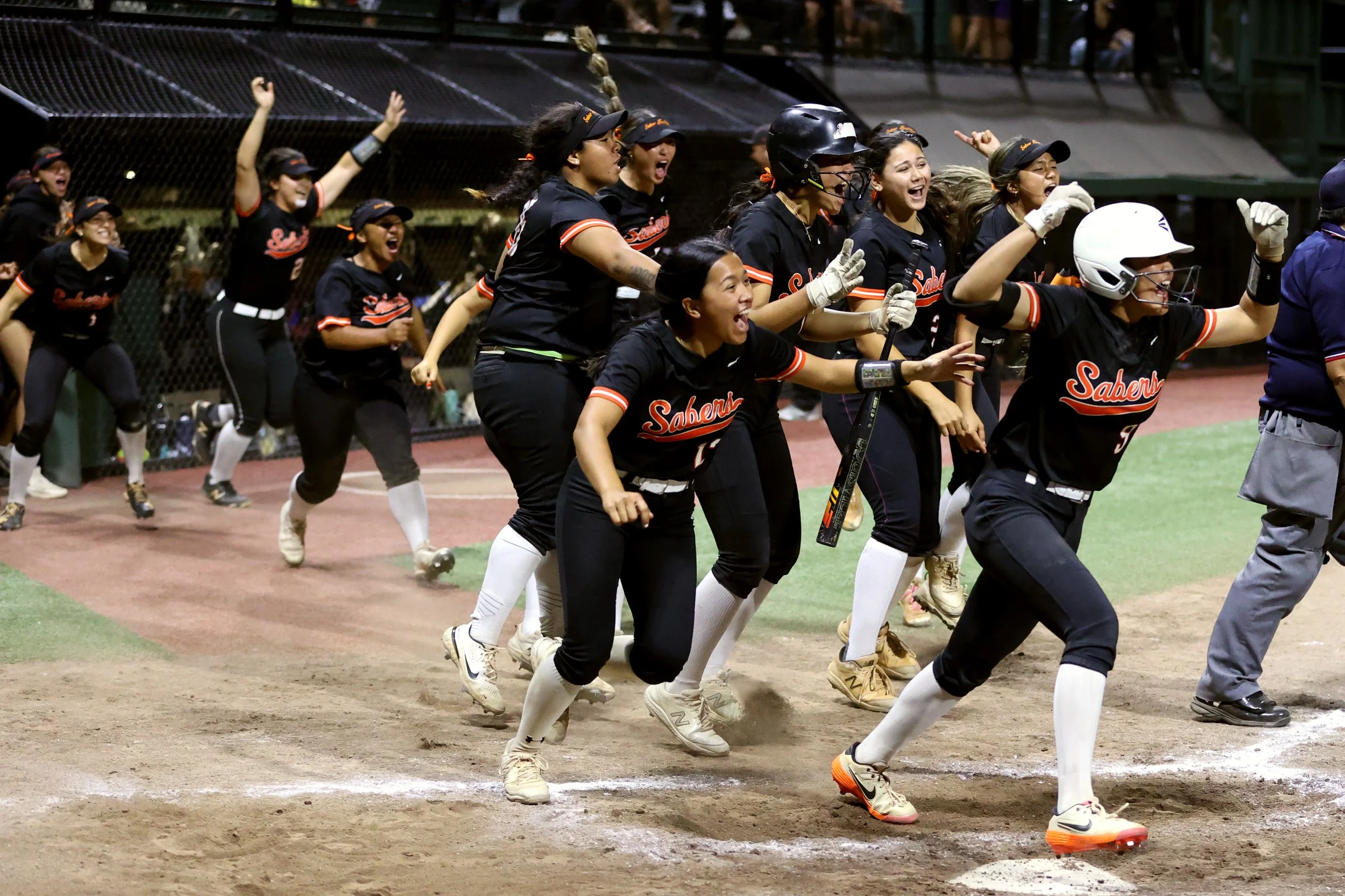 spt softball 003.JPG