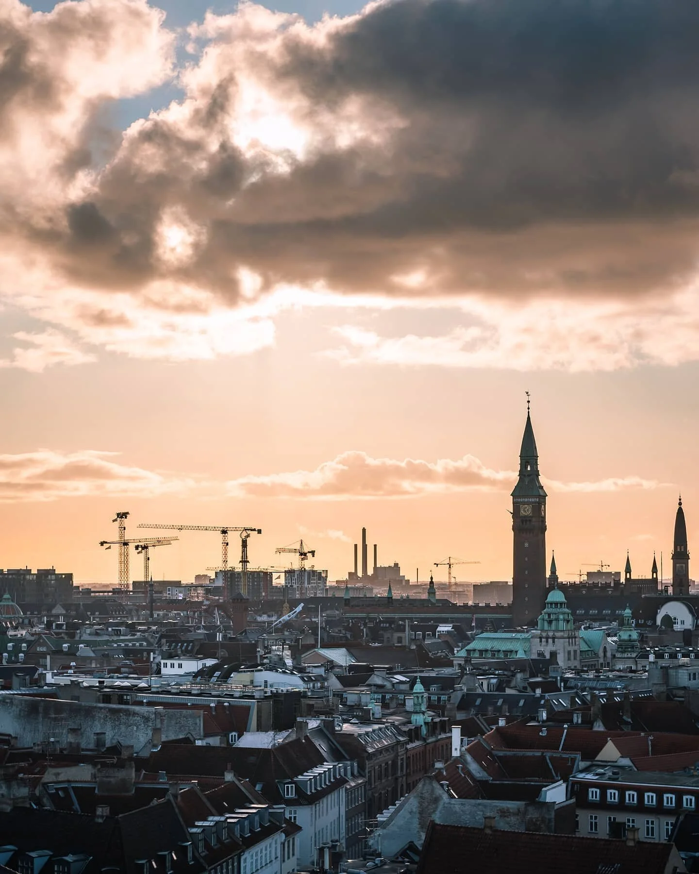 Act or accept. 
&bull;
&bull;
&bull;
📸 by Nikon D750 24-70 mm f/2.8
&bull;
@nikon.hungary #denmark #copenhagen #featuremevisitcopenhagen #travelholic #travelwithme #traveltheworld #exploretheworld #travelguide #architecture_minimal #instravel #nikon