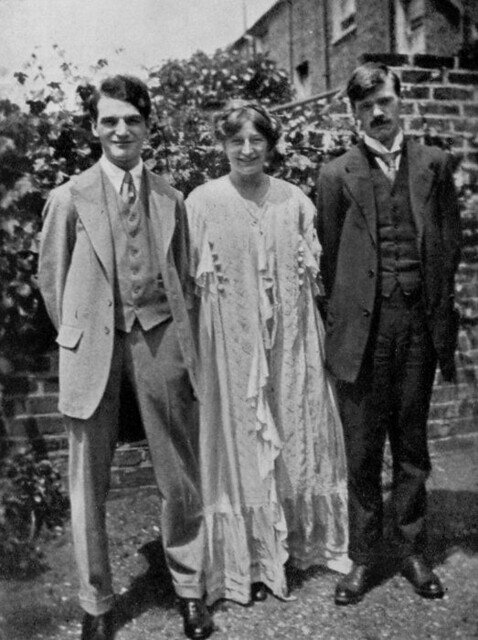 D.H. Lawrence with his wife Frieda