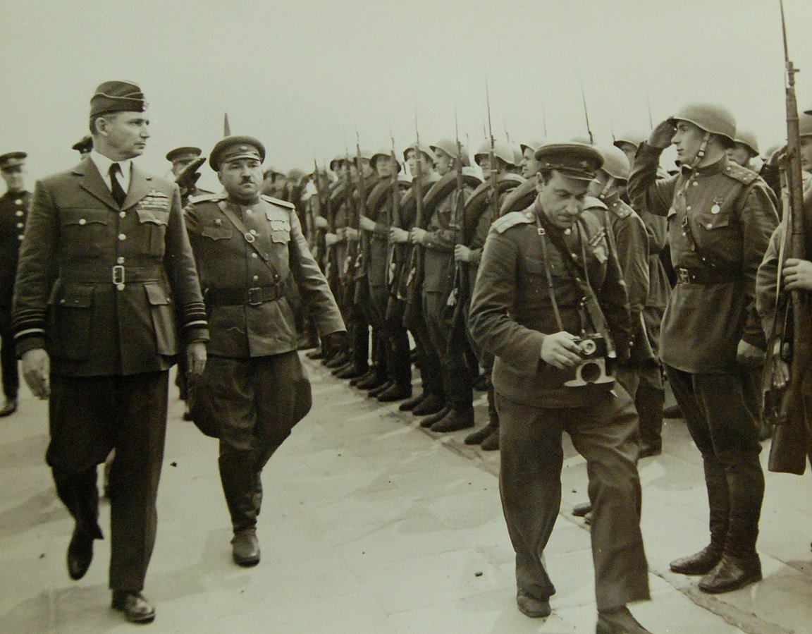 Chief Marshall Air Arthur Tedder, inspects Russian Guard of Honor, Berlin, Germany, 1945