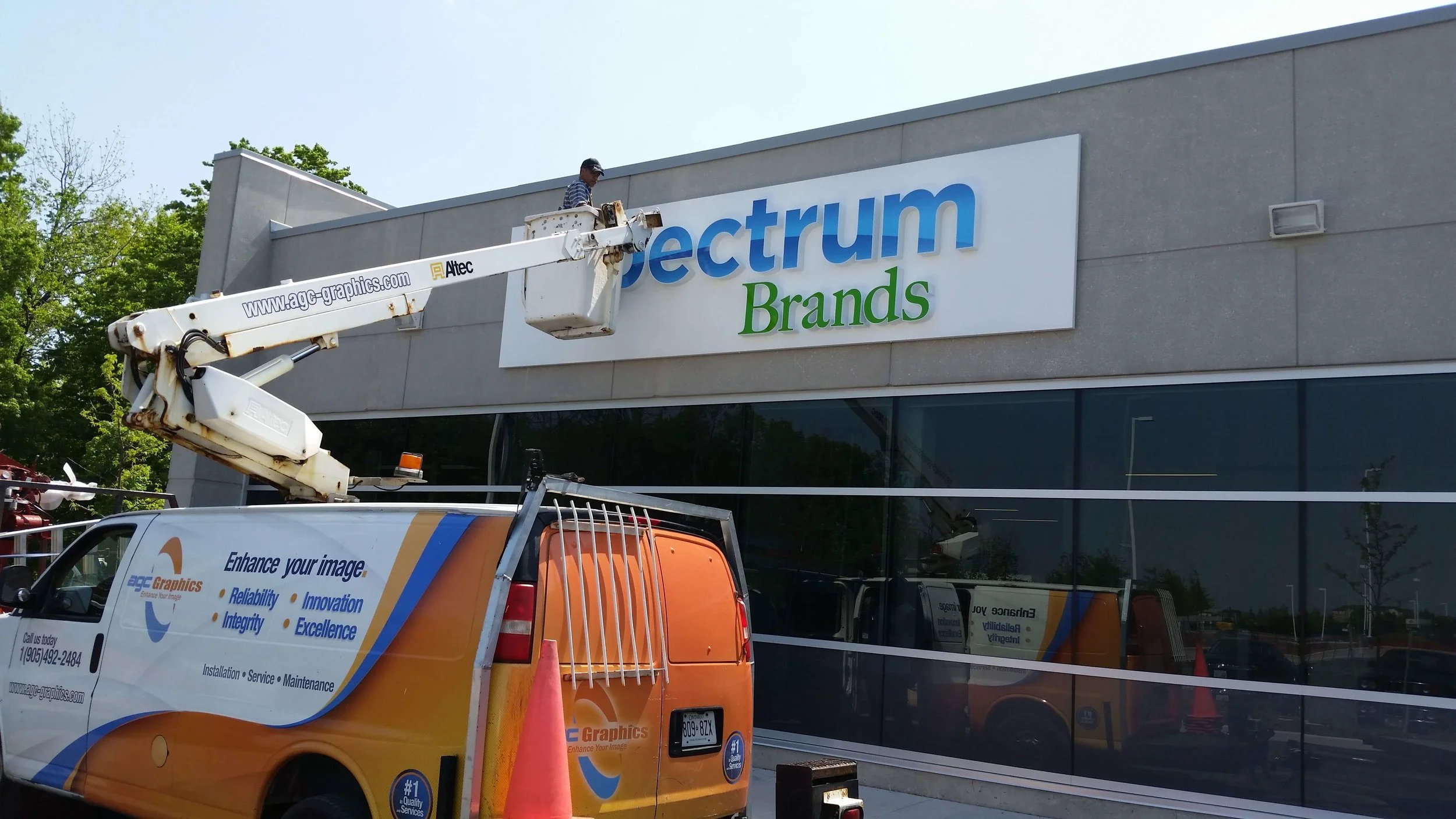 How Much Do Retail Storefront Signs Cost?