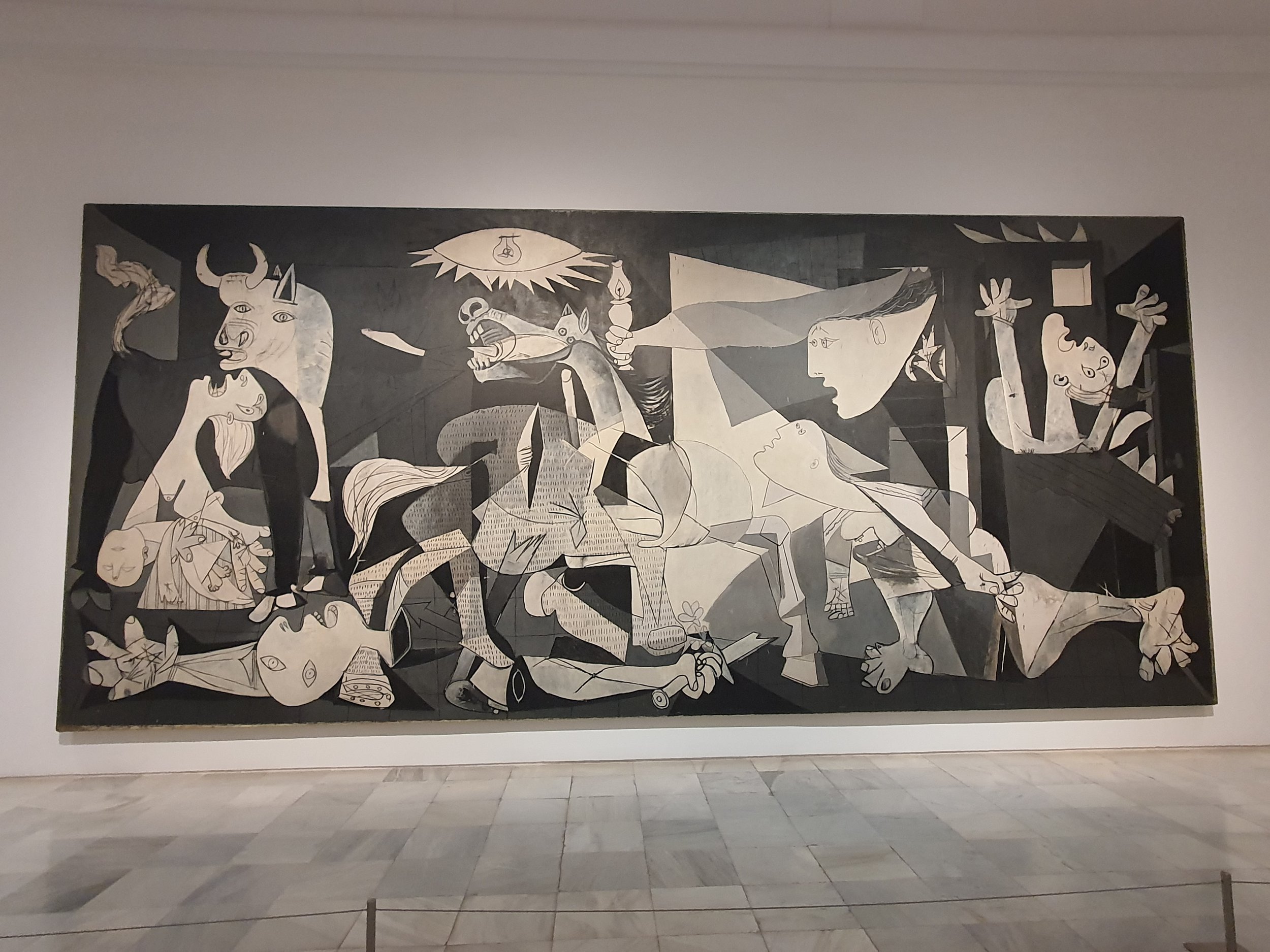 Tag 1 - Reina Sofia 21.jpg