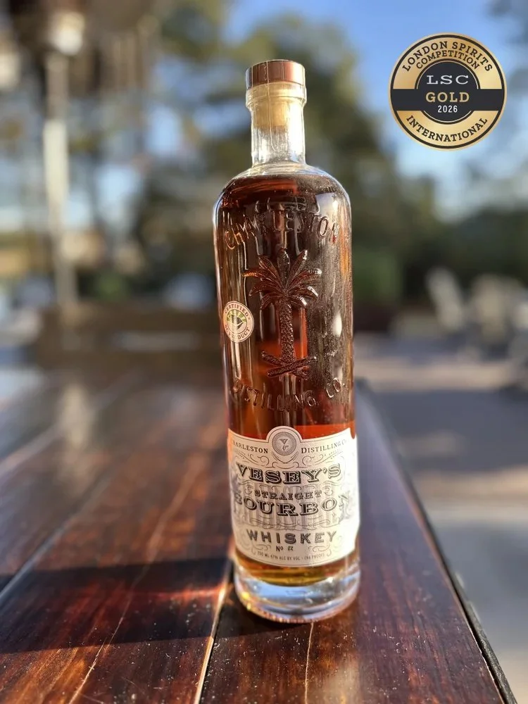 Veseys_Bourbon_Gold_Medal.jpg