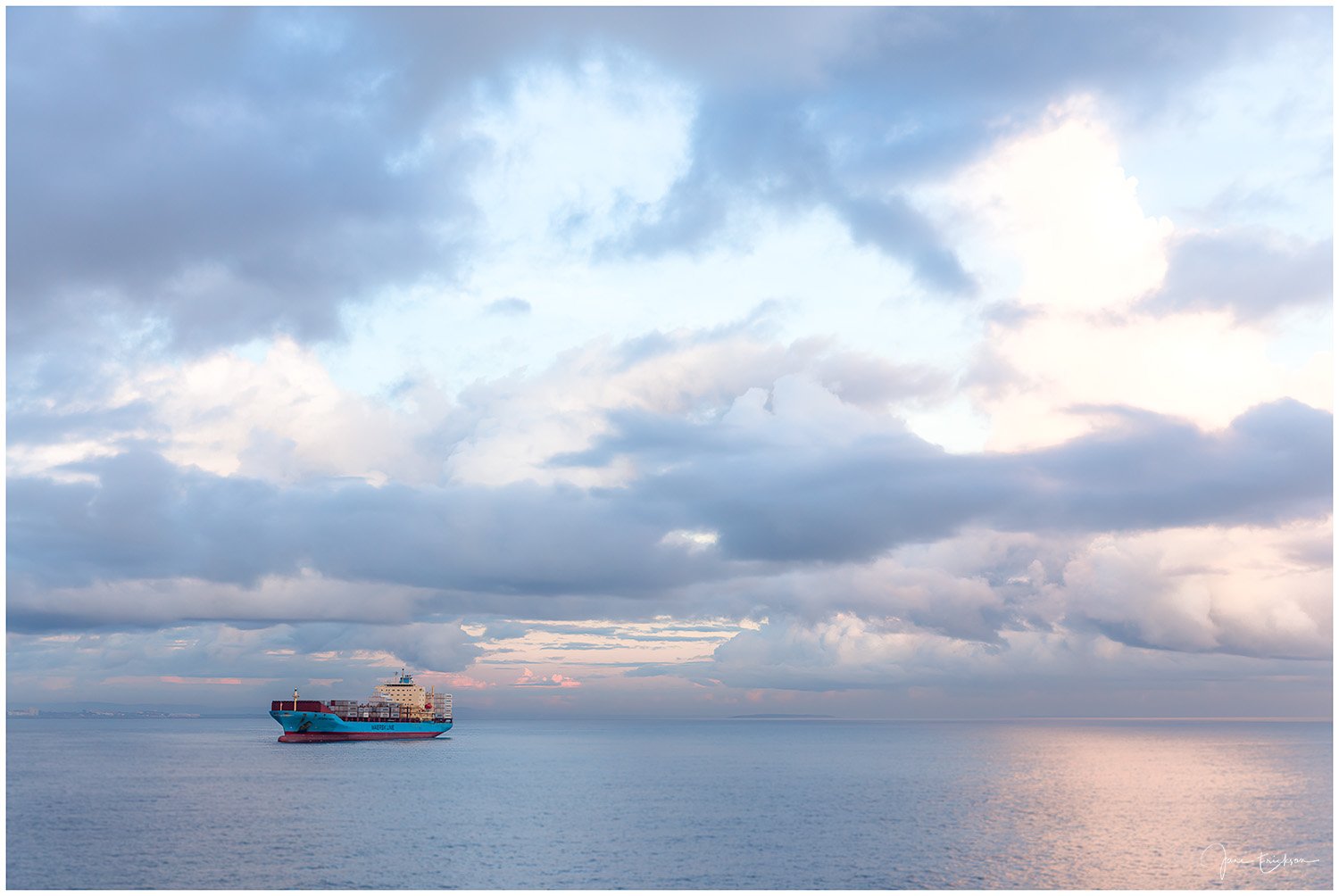 Morning Light, Dar es Salaam