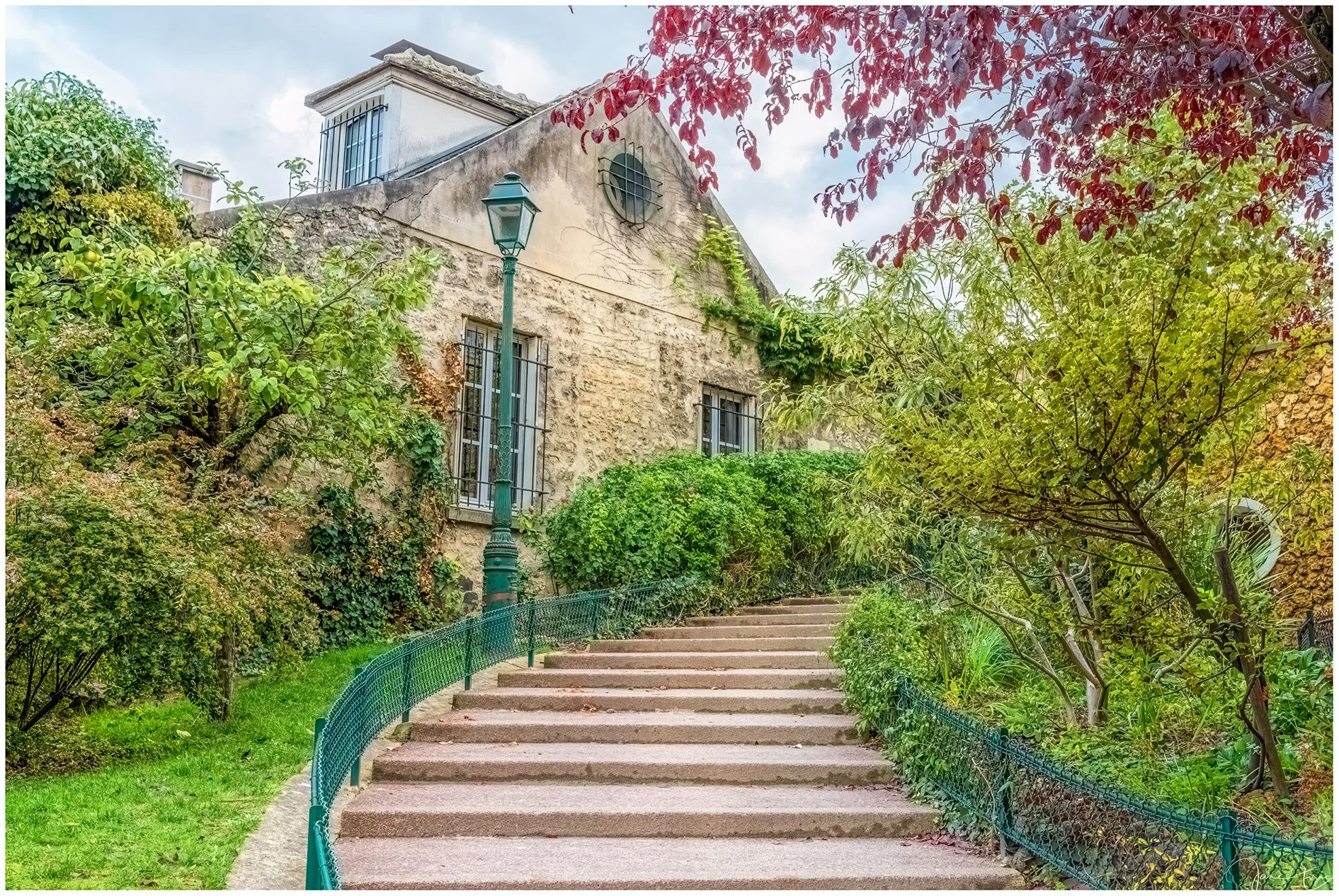 Paris Home