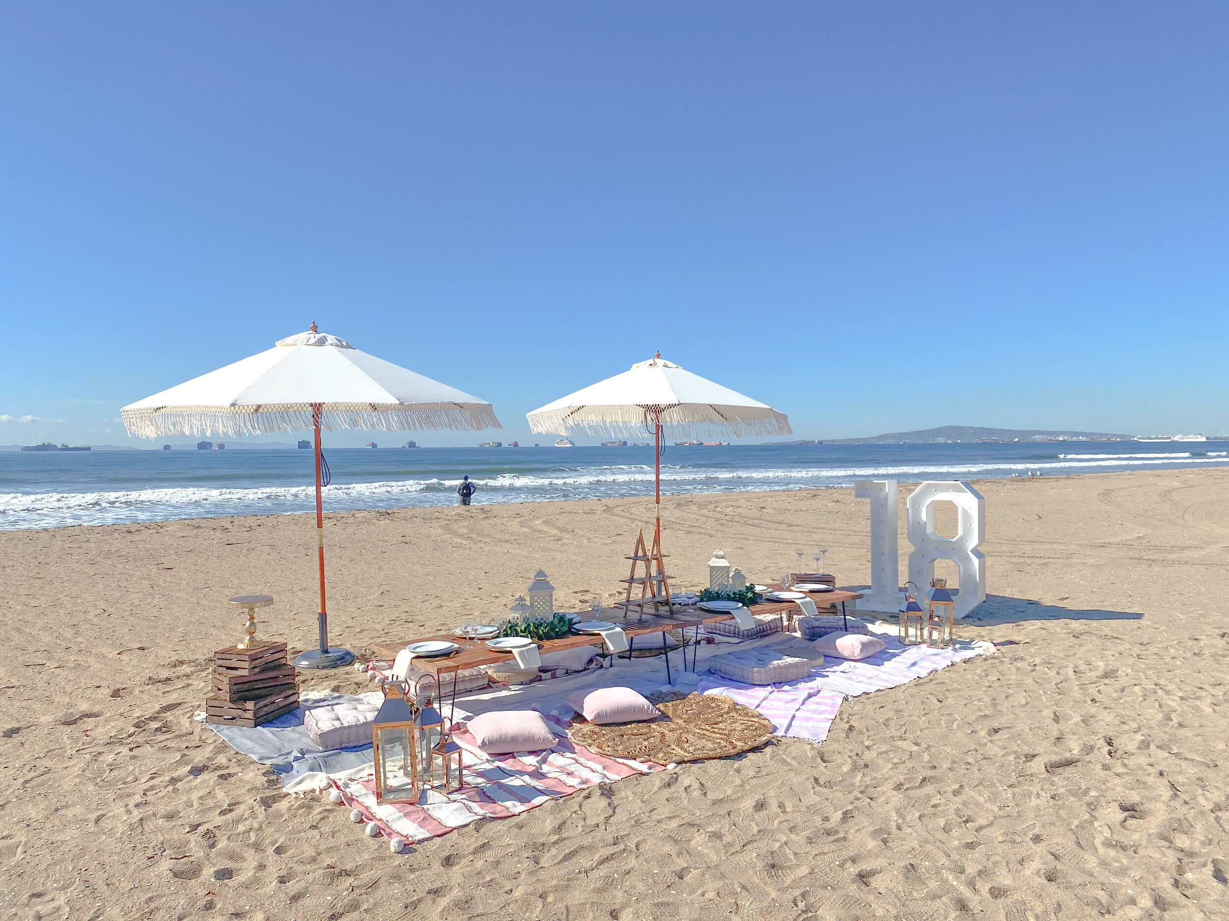Boho beach picnic.JPG
