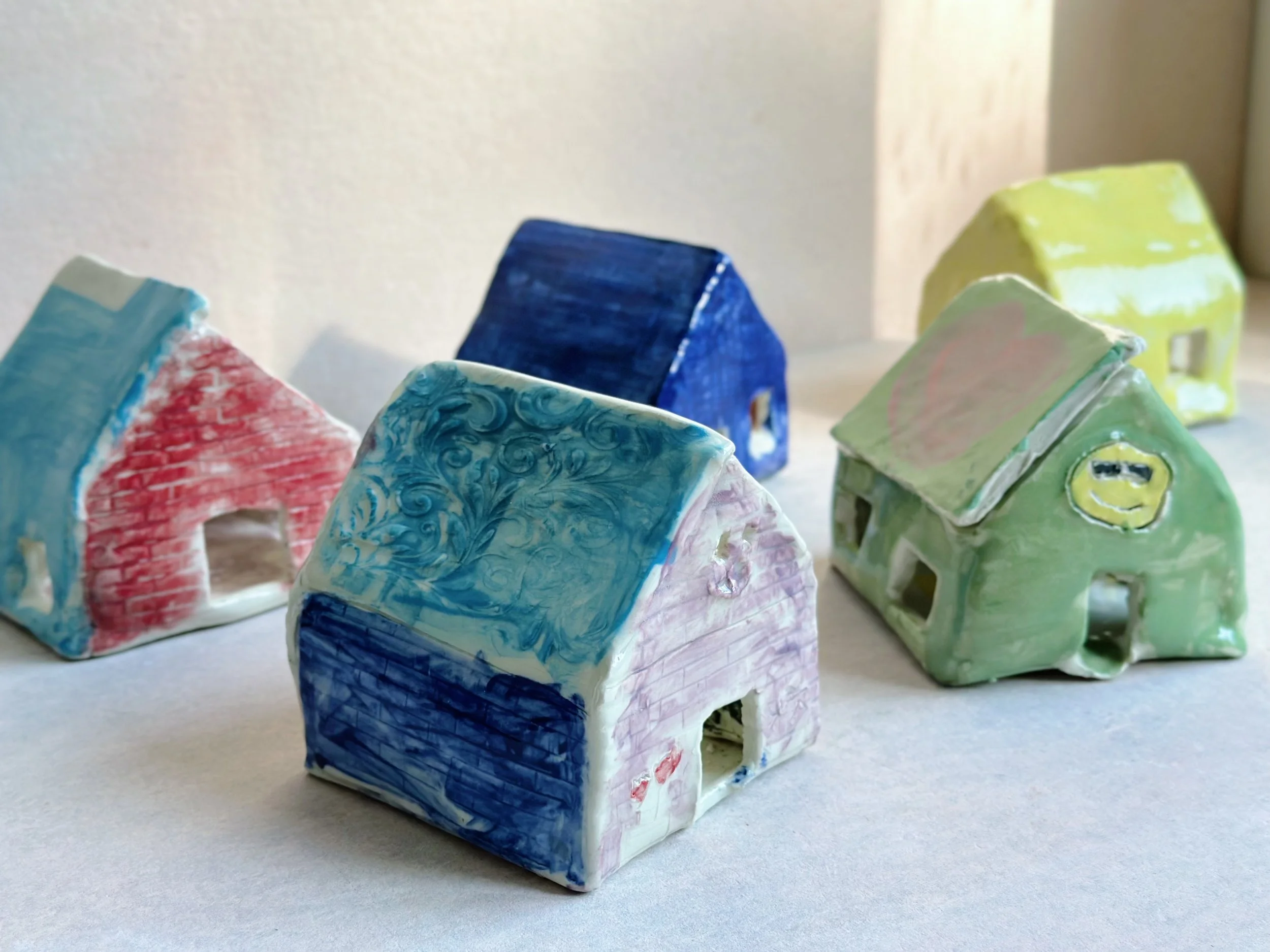KidHouses.JPG