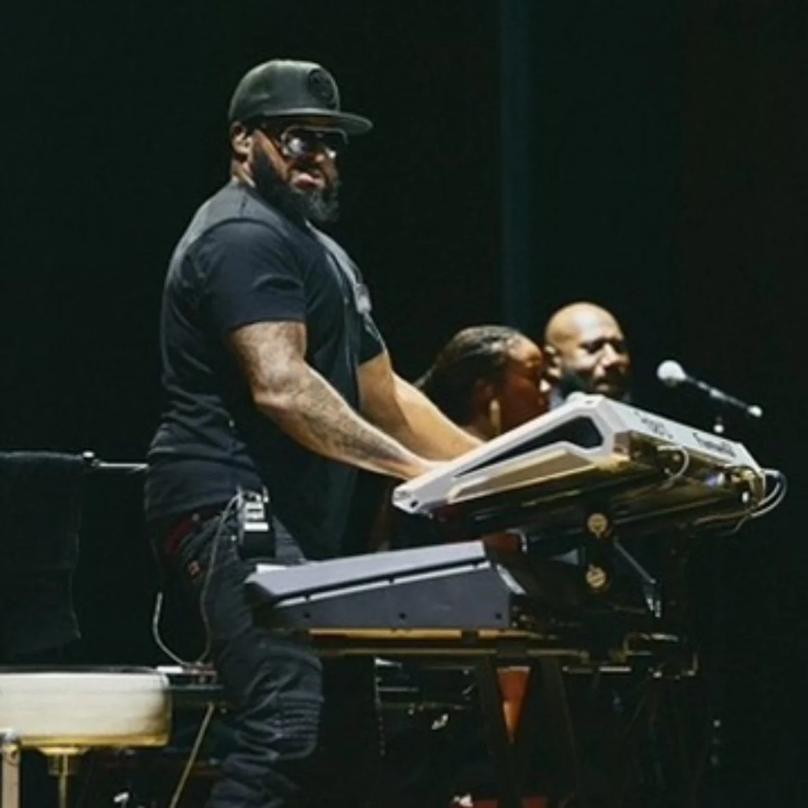 LOVE YOU TOO TOUR w/ LEDISI