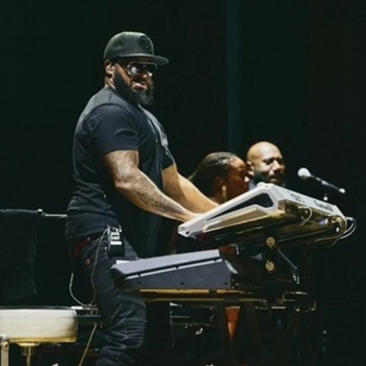 LOVE YOU TOO TOUR w/ LEDISI