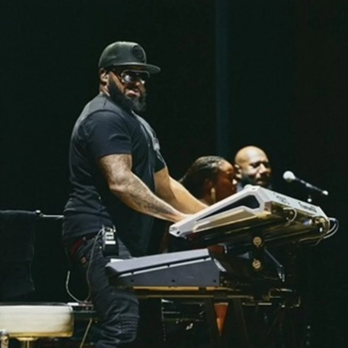 LOVE YOU TOO TOUR w/ LEDISI